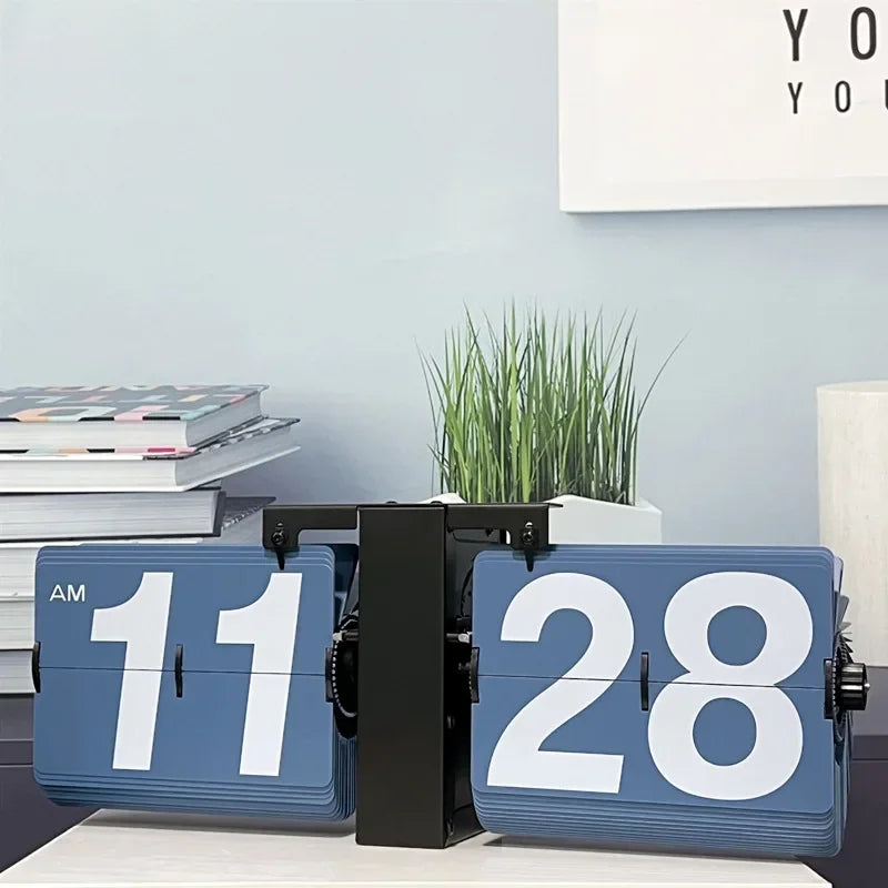 Table Clock 12H/24H Mechanical Automatic Page Turning Clock Retro Ornaments Living Room Bedroom Office Desktop Decoration