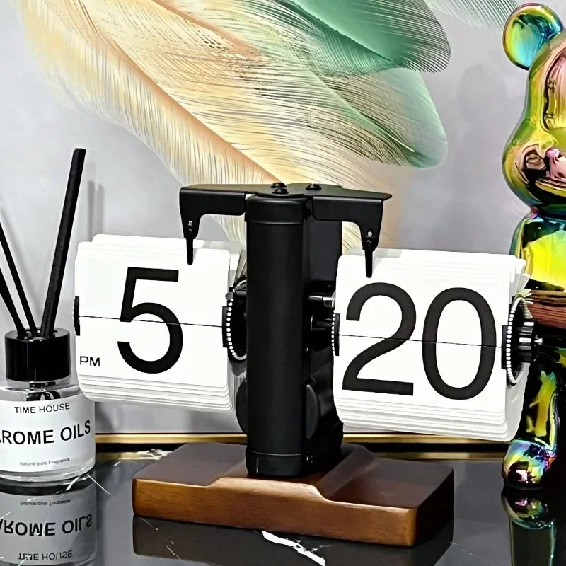 Table Clock 12H/24H Mechanical Automatic Page Turning Clock Retro Ornaments Living Room Bedroom Office Desktop Decoration