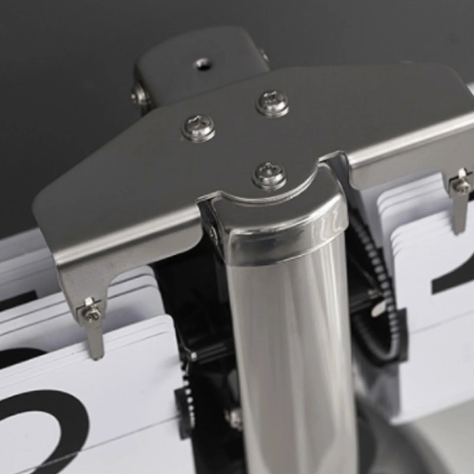 Clock Digital  Down Clock Retro Minimalist Single Foot Mechanical Auto  Clock Desk Clock for Home Livingroom Decor